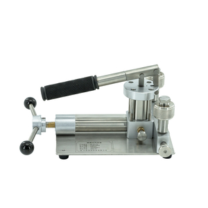 Portable Pneumatic Pressure Calibration Pump